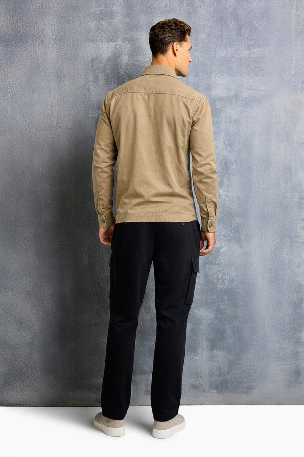 Men’s Long Sleeve Button-Up Shirt with Classic Collar