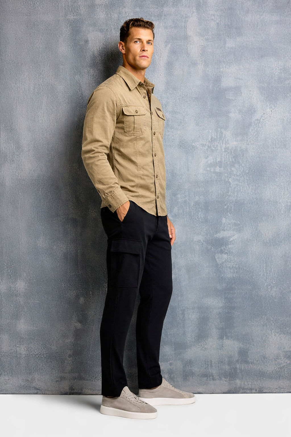 Men’s Long Sleeve Button-Up Shirt with Classic Collar