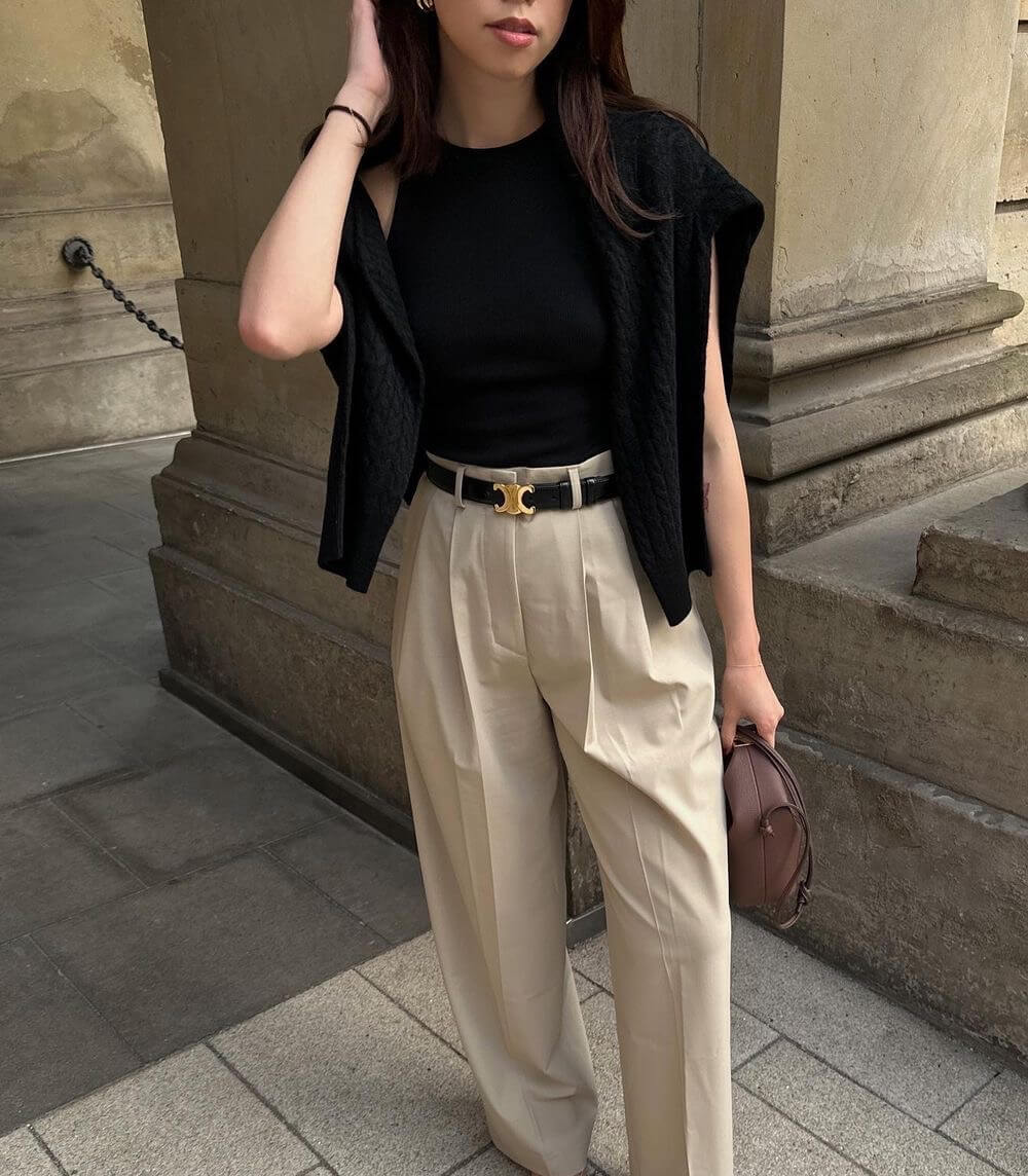 Arabella Women’s Elegant Belt with Golden Buckle