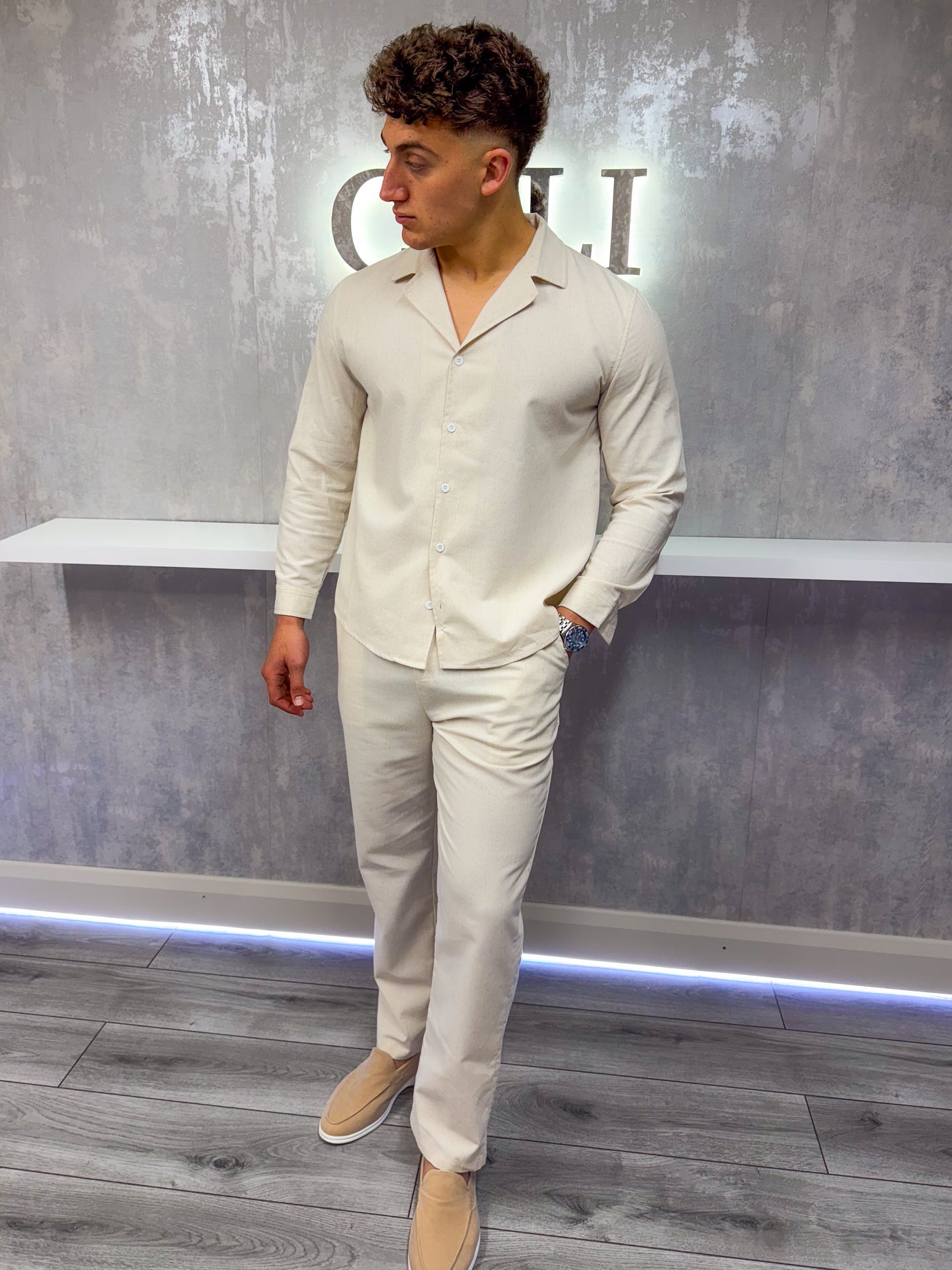 The Linen Shirt - Oatmeal