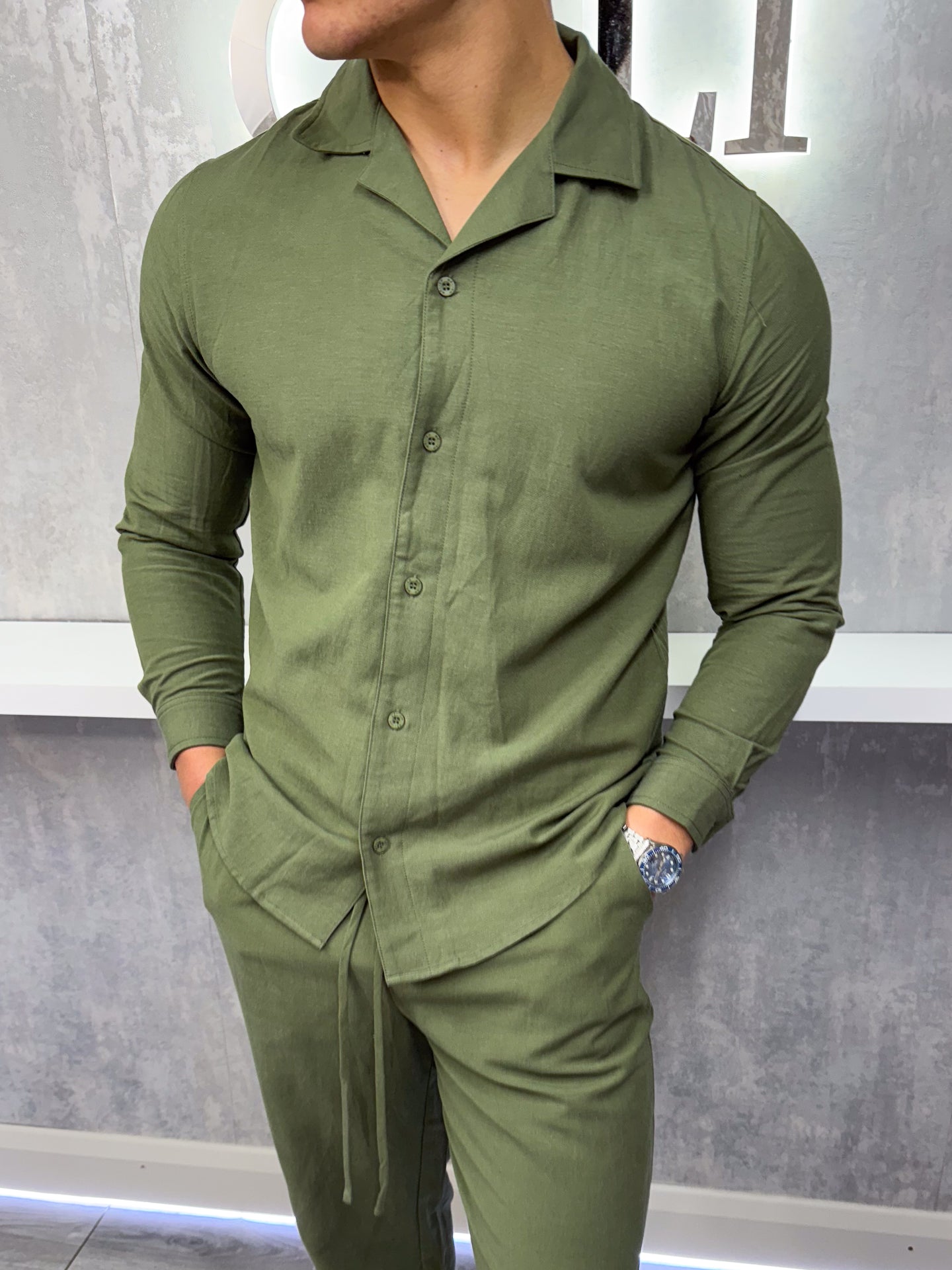 The Linen Shirt - Khaki