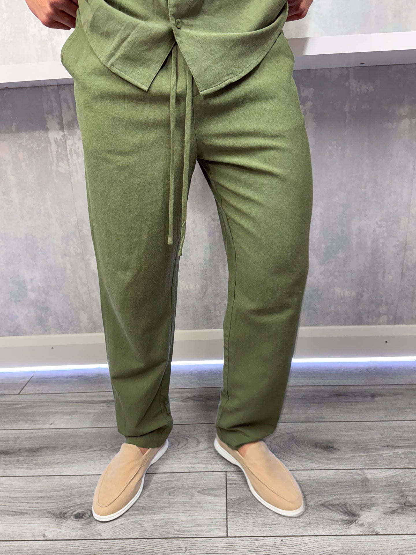 The linen trousers - Khaki