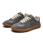 Men’s Retro Low-Top Sneakers – Lace-Up Trainers with Suede-Style Panels, Contrast Gum Rubber Sole, Cushioned Insole & Everyday Casual Comfort
