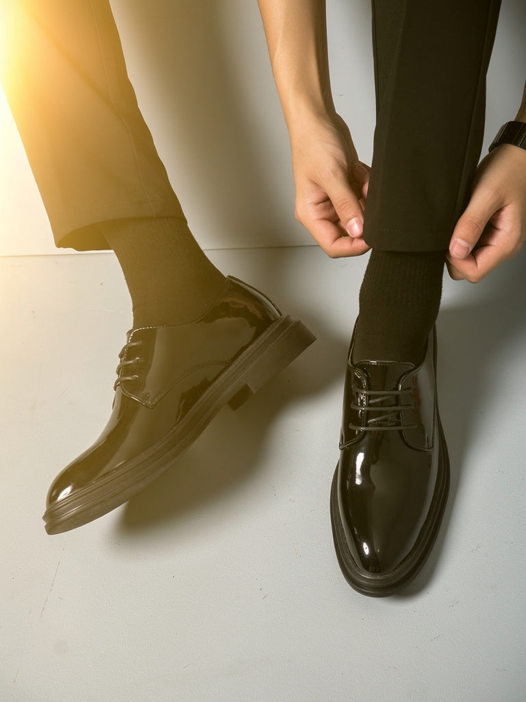 Gary Men’s Lace-Up Oxford Dress Shoes with Pointed Toe