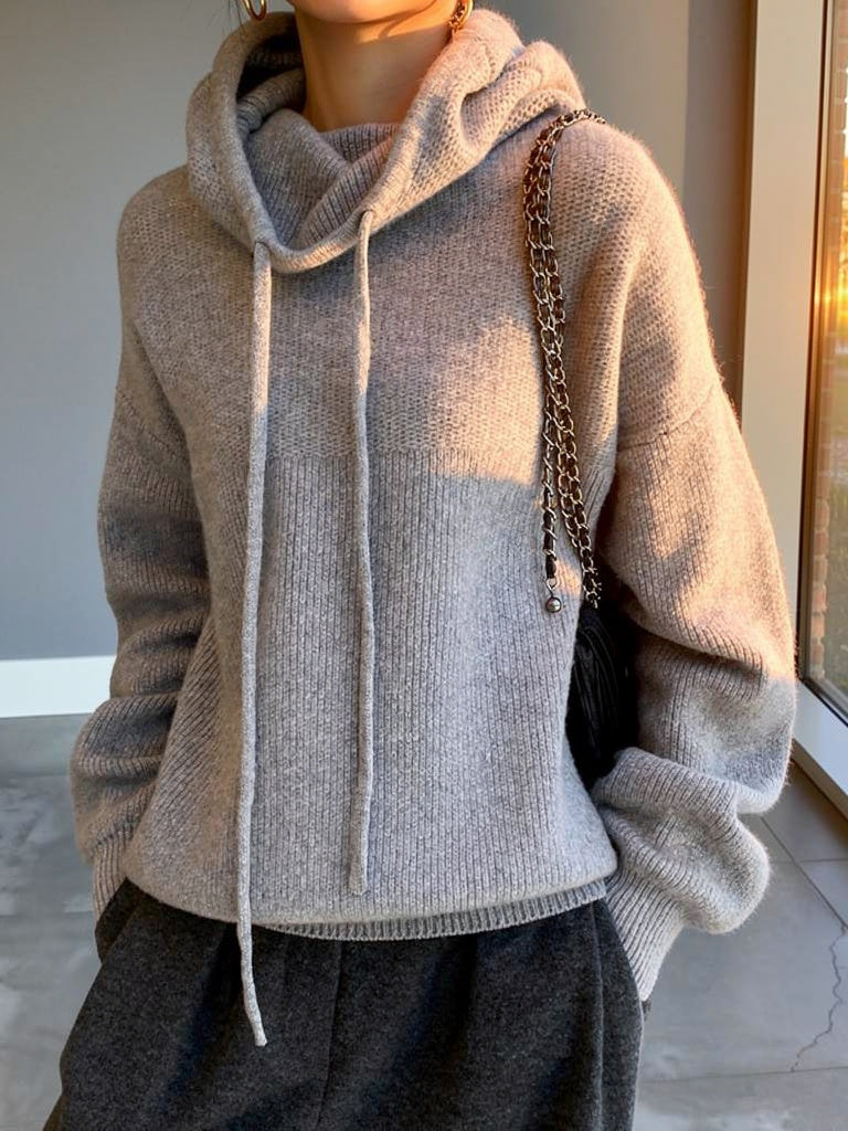 Hattie Women’s Winter Sweater with Relaxed Fit and Modern Design