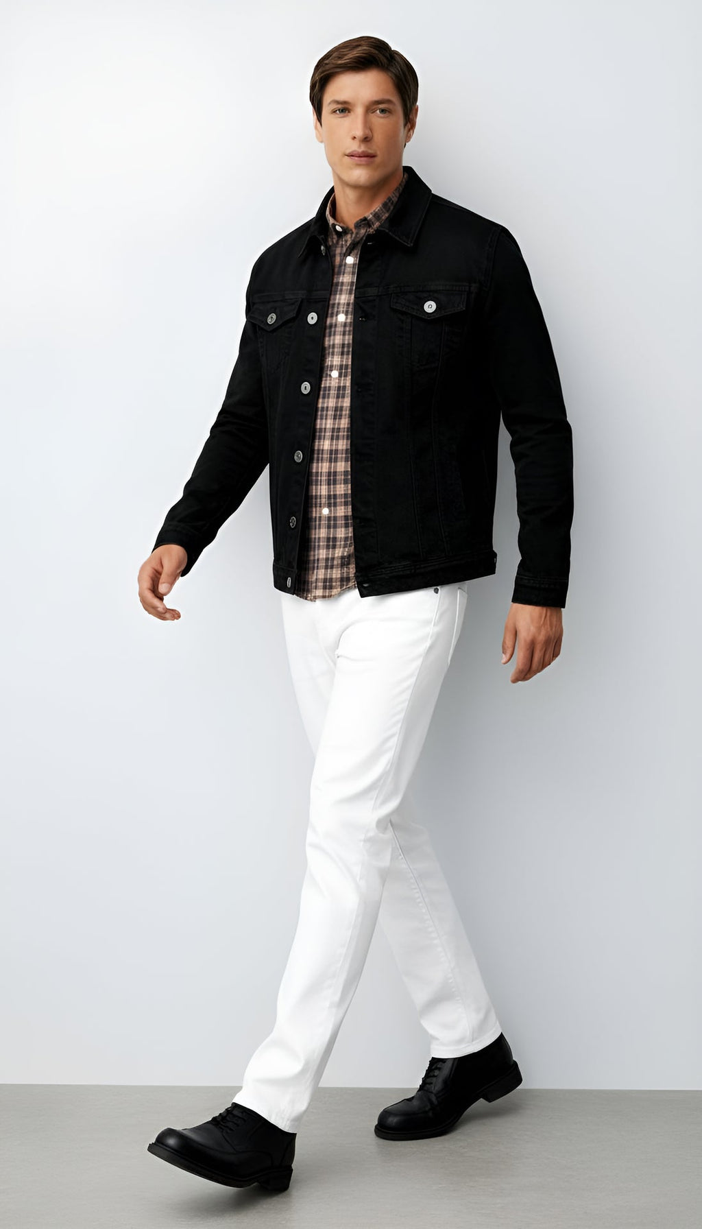 Men's Trucker Jacket - Classic Button-Front Denim Style with Chest Pockets for Casual & Smart-Casual Wear