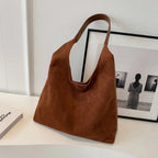 Women’s Minimalist Shoulder Bag – Wide Strap, Everyday Carry