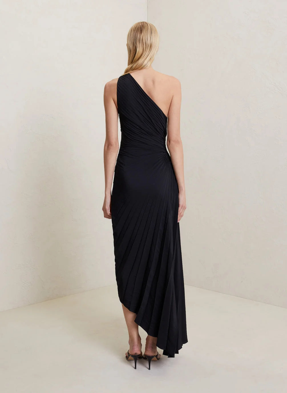 Emilia| Elegant Flattering Fit Maxi Dress - Timeless Design