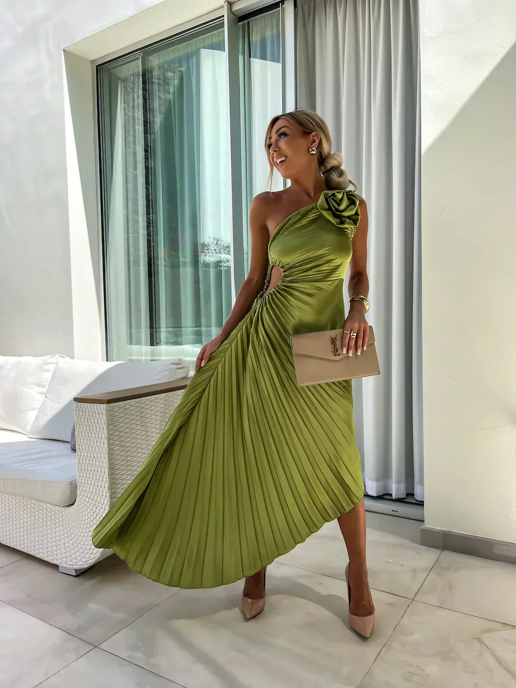 Bella| Elegant One-Shoulder Dress - Shoulder Pleated Design