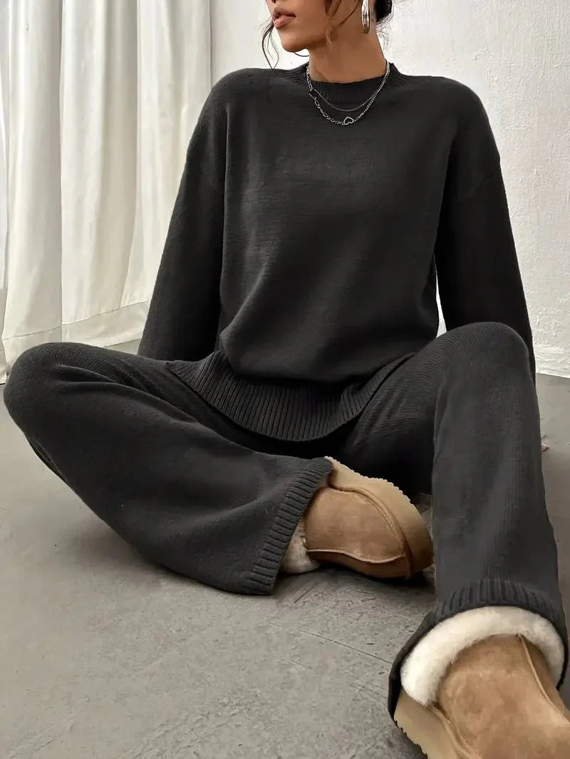 Women’s Soft Knit Lounge Set – Two-Piece Sweater and Pants Outfit
