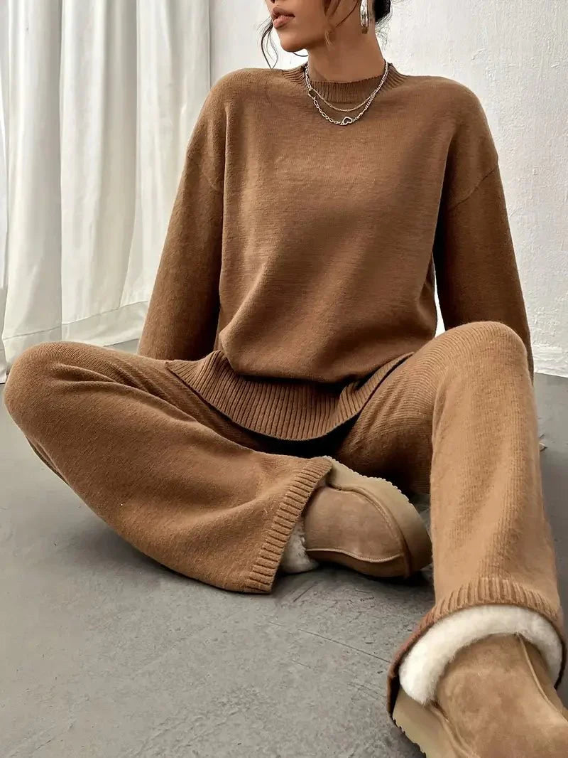 Women’s Soft Knit Lounge Set – Two-Piece Sweater and Pants Outfit