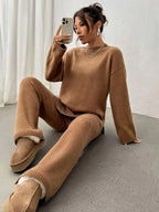 Women’s Soft Knit Lounge Set – Two-Piece Sweater and Pants Outfit