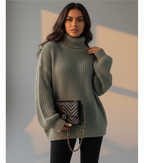 Women’s Knit Turtleneck Jumper - Thick Chunky Pullover with Relaxed Fit for Cozy Winter Style